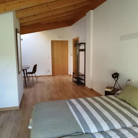 Rincon De Balcón Del Aitzgorri Habturistica Mutiloa