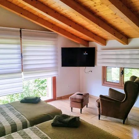 Rincon De Balcon Del Aitzgorri Habturistica Homestay Mutiloa